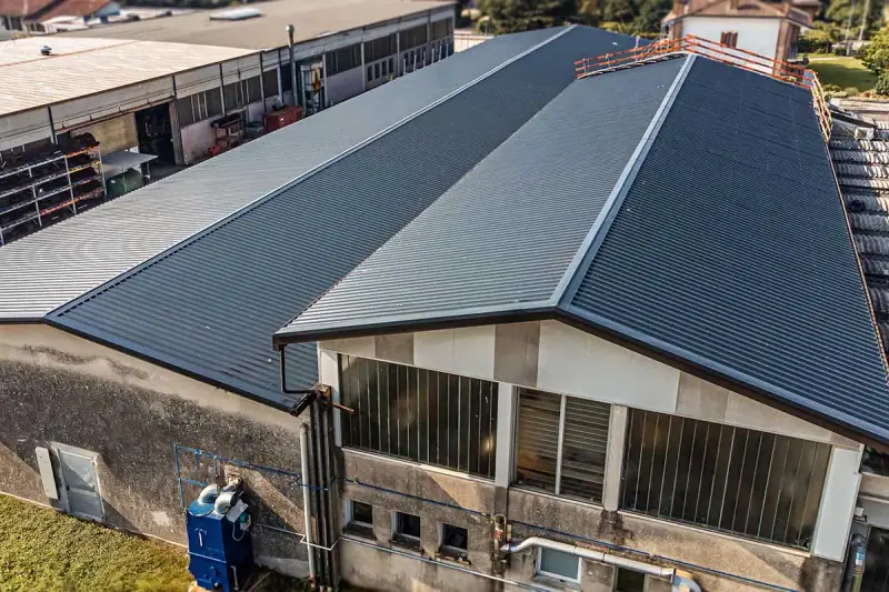 Copertura industriale completata