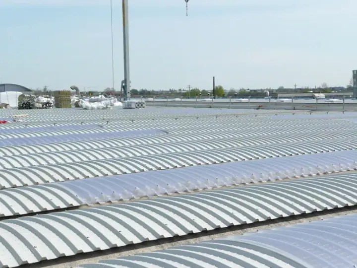Copertura capannone industriale, realizzazione MB Coperture Group