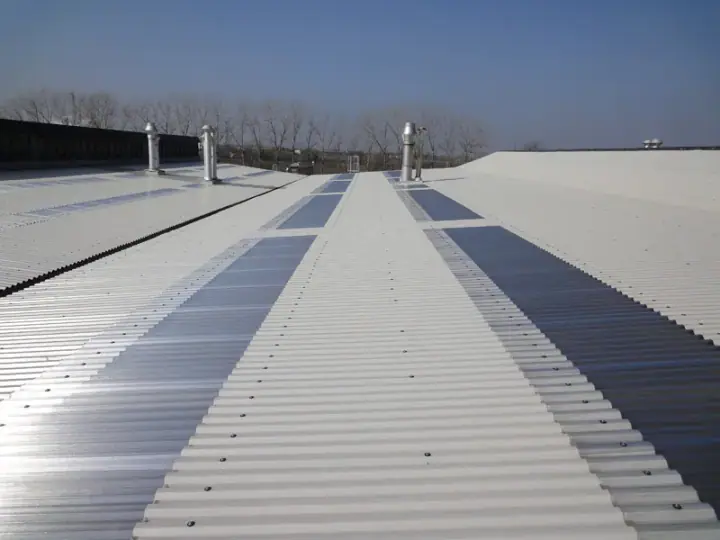 Copertura capannone industriale, realizzazione MB Coperture Group